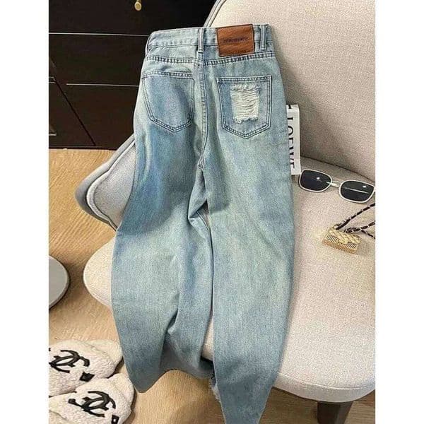 Casual Jeans Womens Straight Denim Trousers Loose Fit High Waist Light Blue Wide Leg Vintage Ripped Design Autumn New 26W05011