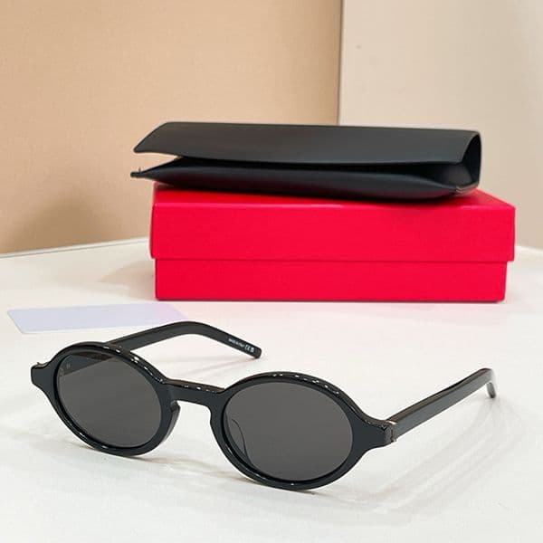 SL M161 Designer oval sunglasses 26SS Fashion women glasses acetate frames nylon lenses Summer Classic Ladies Outdoor Travel Beach sunnies