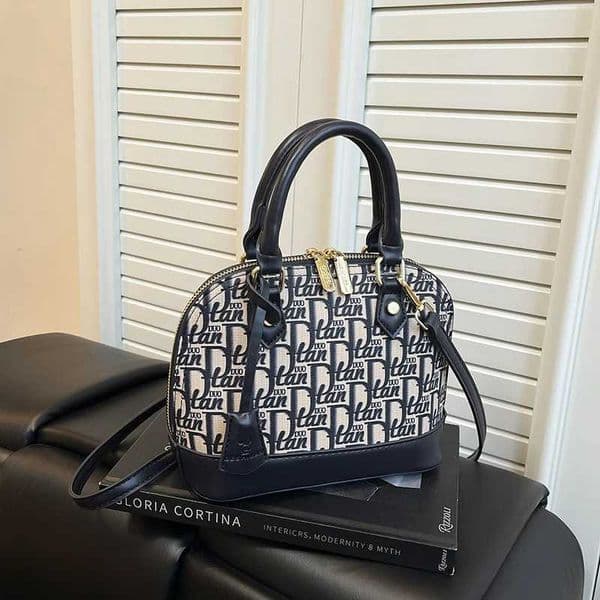 Luxury Vintage Women Handbag Letter Print Metal Adjustable Strap PU Leather Crossbody Bag Multi Function Shell Bag for CommuteT260511