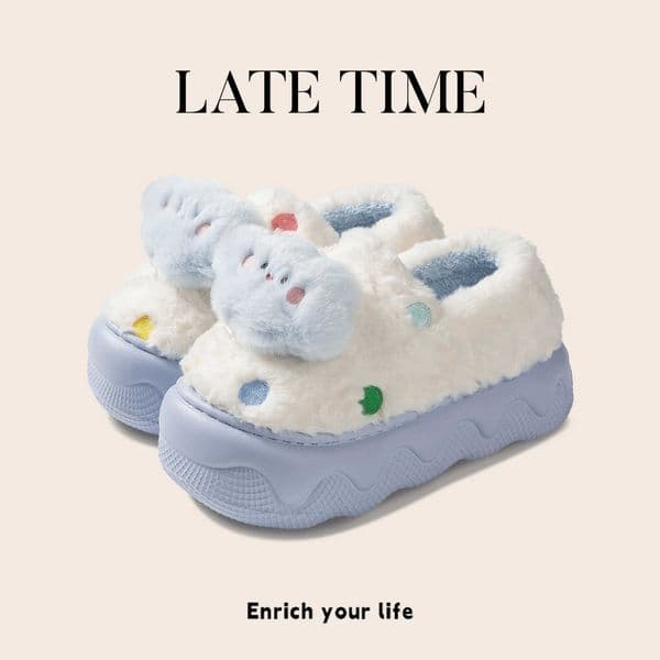 Cute cloud cotton slippers for women with covered heels 2025 new model indoor home warm plush height-increasing thick-soled slippers for women in winterL260511