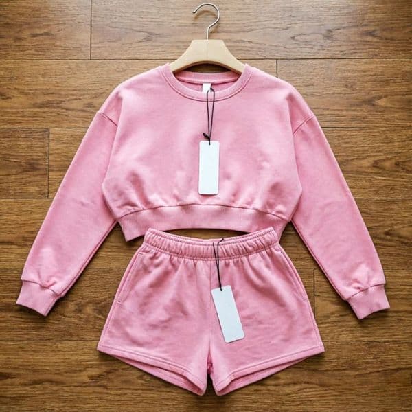 Designer Yoga Set Cropped Sweatshirts+Shorts Crew Neck Pullover Womens Short Tracksuit Studio-to-street Weekend City Jogger Sportswear with Chrome Logo