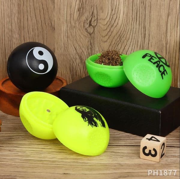 Smoking pipes Personalized creative spherical shape two-layer 56MM plastic cigarette grinder