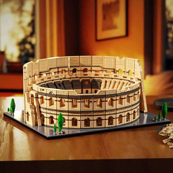 2860PCS The Roman Building Blocks Toys Model Colosseum Assemble Puzzle Bricks Toy Sets Desktop Ornament Gifts 14+years 26Y0511