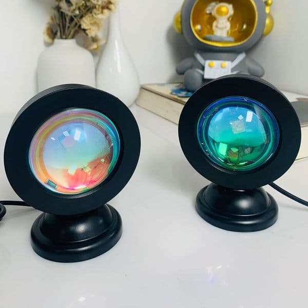 Sunset Afterglow Projection Night Light, Sun Never Sets Table Lamp, Ins Atmosphere Lamp for Living Room Bedroom Decor