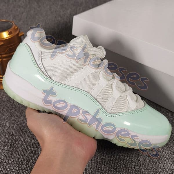 With box TOP quality 11 11s Basketball Shoes Mens Womens Designer Shoes Top-grain leather Sports Sneakers Men Women Legend Blue Cherry Low 72-10 Trainers US 5.5-14.5