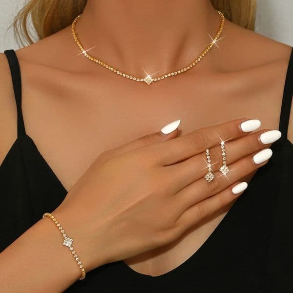 The brides wedding exquisite and simple necklace jewelry set highend niche versatile threepiece accessory 260512