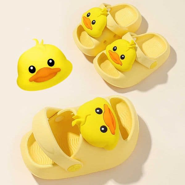 Childrens cute cartoon slippers for outdoor wear thick soft sole non-slip suitable for both boys and girls lightweight sandals baby slippersL260511