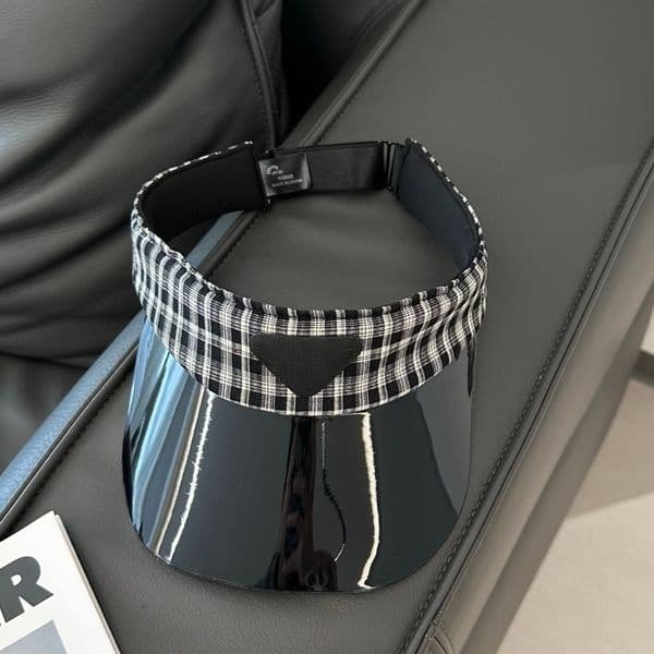 Women's Retro Plaid Sun Visor Summer Hat Adjustable Clear Brim Visor Hat with Metal Accent for Beach Golf Casual Use UV Protection Headwear