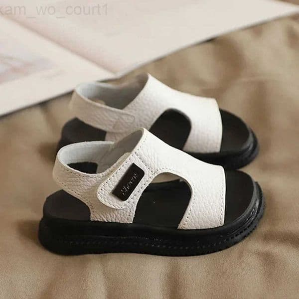 Childrens Sandals Fashion Boys New Summer Middle and Small Childrens Soft Sole Baby Anti slip Open Toe Beach Shoes T260512
