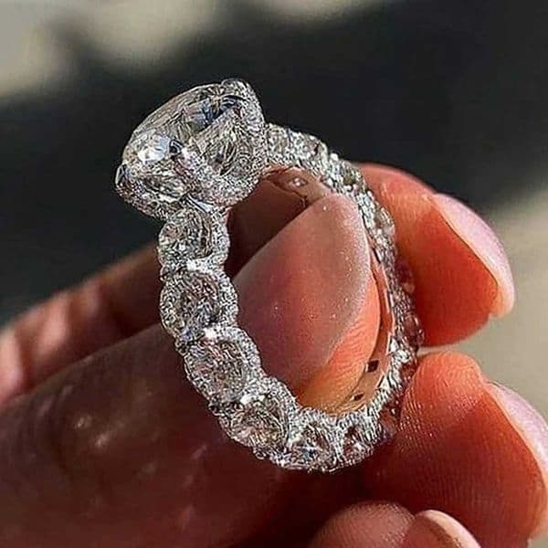 Huitan 2023 Eternity Promise Rings Women Luxury Fashion Engagement Wedding Jewelry Full Brilliant Cubic Zirconia Sparkling Rings Z260512