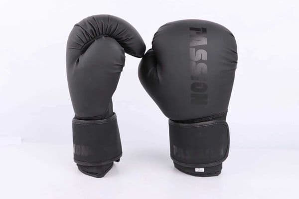 PU leather breathable boxing gloves6oz8oz10oz12oz14oz16oz Kids Adult professional Taekwondo and Muay Thai boxing training Z260512