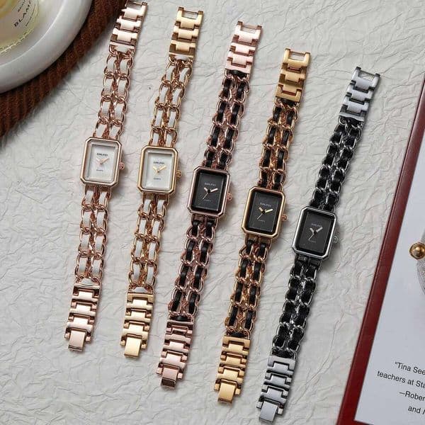 Niche Medieval Style Women's Watch Affordable Luxury Vintage Exquisite Premium Feel Golden Steel Strap Wristwatch 26Y0512