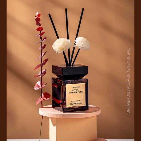 200ml Reed Diffuser Set Long Lasting Flameless Aromatherapy Bedroom Living Room Toilet Air Freshener Deodorization OrnamentJ260512