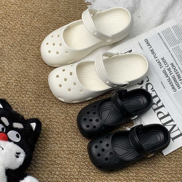 Childrens slippers ballet clogs EVA summer girls 2026 new sandals for outdoor wear non-slipL260511