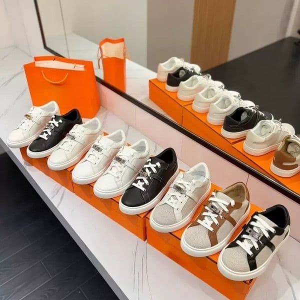 HH Luxury Designer Shoes Men Women's Fashion Lace-Up Sneakers, Metal Buckle Casual Flat Shoes, Genuine Leather Canvas Mixed Design, Comfortable Soft Sole Gift Size 35-44