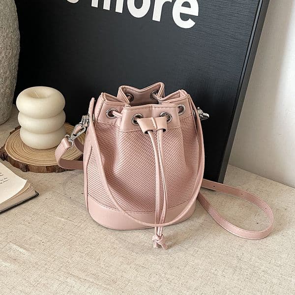 designer luxury women's single shoulder crossbody drawstring drawstring drawstring women's bucket contrasting color handbag Multi-purpose