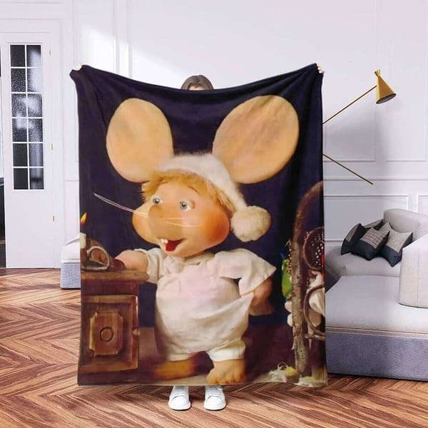 topo gigio Ultra-Soft Flannel Blanket Plush All-Season Throw for Couch, Bed, Travel Office - Beige & Dark Blue Cozy Home J260512