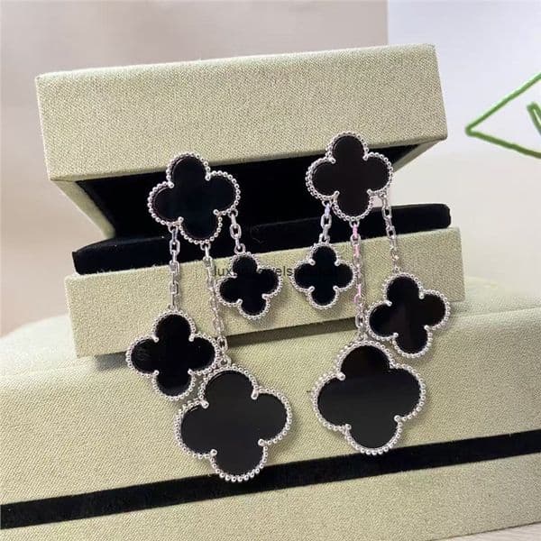 Van cleeff V Gold High Version Four-Leaf Clover Four-Flower Earrings for Women Light Luxury Tassel Style Fashionable and Elegant High-End Earrings