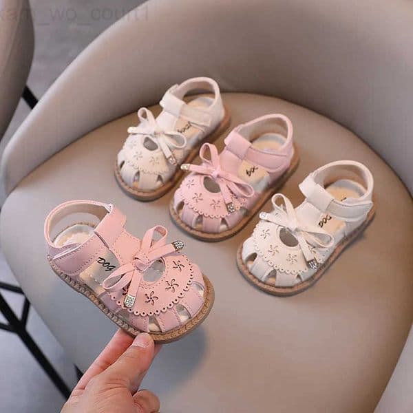 Summer girls Sandals Cut-Outs Lace Princess Shoes Sandals Anti Slip Soft Sole Toddler kids Beach Shoes Size 21-30 T260512