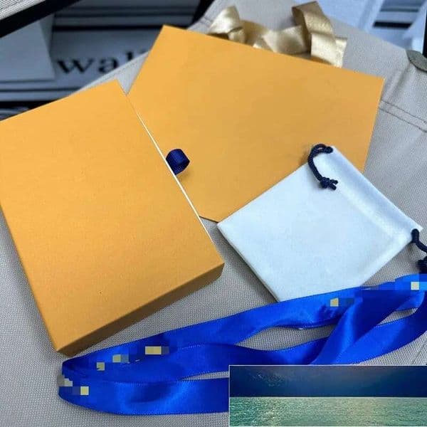 wholesale New Jewelry Packaging Yellow Pullup Box Necklace Bracelet Ring Stud Earrings Gift Bags