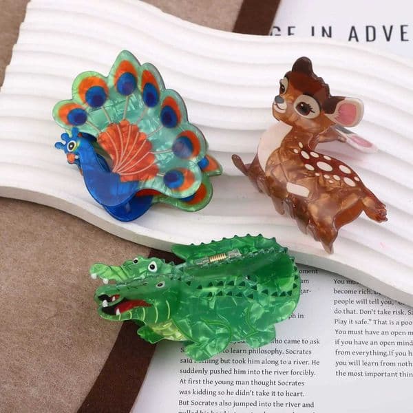 DS Cute Cartoon Peacock Crocodile Acrylic Hair Claw Animal Series Claw Clips Trendy Hair Clips Hair Accessories for Women Girls H260513