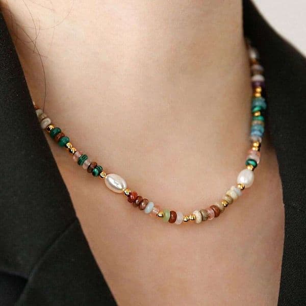 niche light luxury retro stone natural crystal beaded freshwater pearl necklace womens collarbone chain choker gift