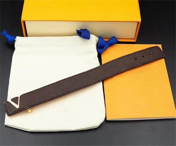 Luxury Designer Decor Dropship Fashion Classic Brown room PU Leather Bracelet With Metal Logo Gift Retail Box In Stock Decoration For Home 3