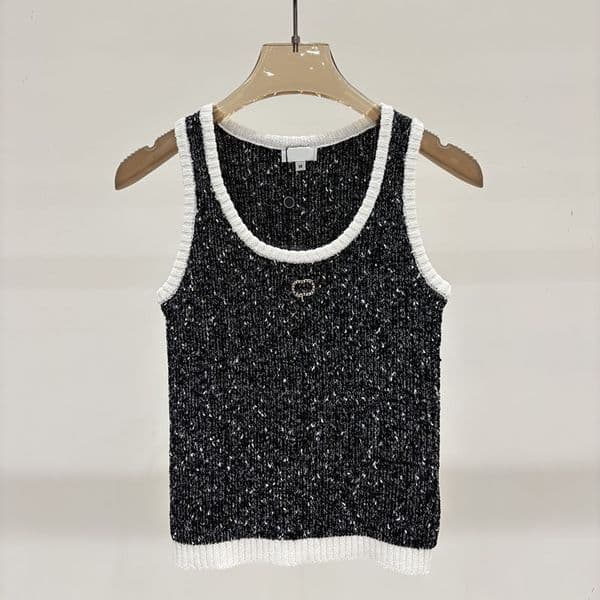 Luxury Women Sexy Round Neck Vests Jacquard Sleeveless Vintage Tank Tops Summer Travel Breathable Stylish Style Cropped Tanks