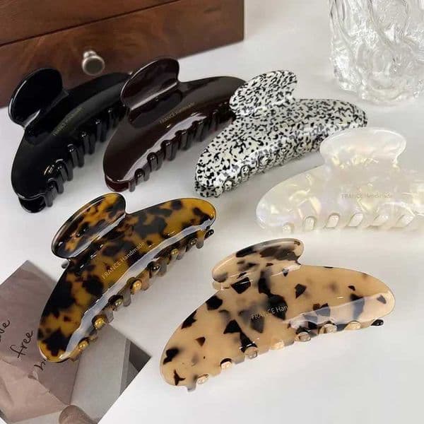 2024 Retro High Quality Acetate Hair Claw Large Barrettes For Women Elegant Hairpin Shark Clip Lady Leopard Hair Clips Headdress H260513