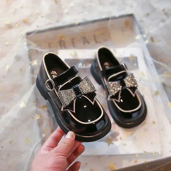 Girls British Style Leather Shoes 2024 Brand New Princess Shoes with Crystal Bow for Party Kids Performance Flat Shoes VersatileL260513LC3I