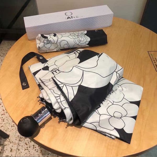 Small Camellia Sun Umbrella UV Protection Womens Dual-use for Sun and Rain Foldable Umbrella Creative and Trendy L260512