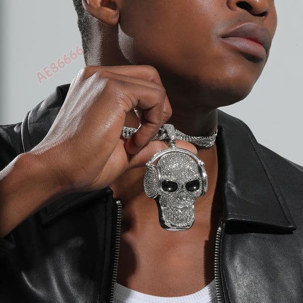 New Arrivals Iced Out Skull Pendant Cuban Link Chain Necklace 18K Gold Plated Hip Hop Ghost Head Jewelry Luxury Statement Pendant for Men
