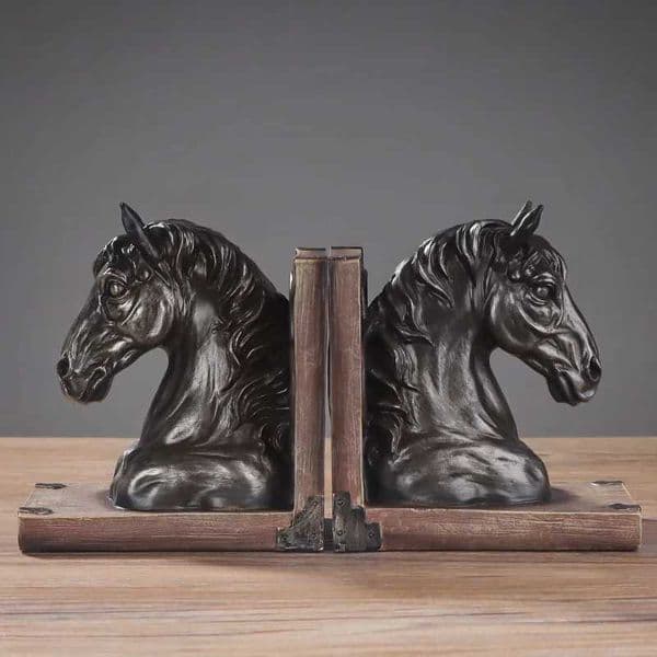 European Retro Horse Head Bookstopper1Pcs Resin Animal Ornament Suitable for Living Room Study Office Shelf Decor T260512