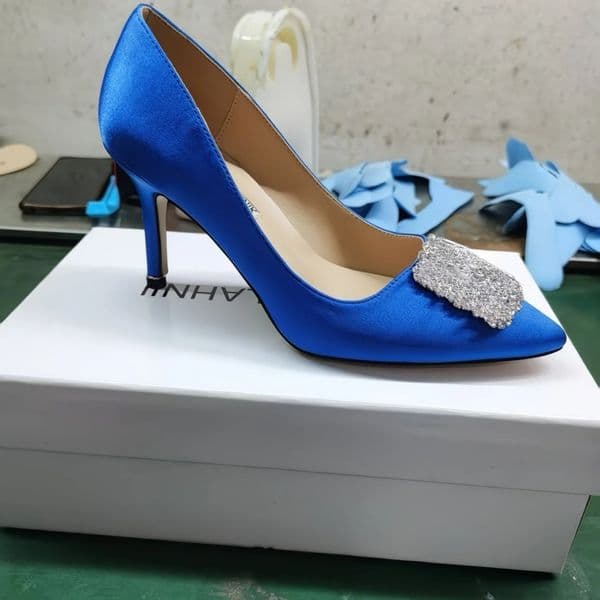 M Designer Shoes Women's Royal Blue Red White Black Satin Pointed Toe Pumps rhinestone Buckle Stiletto Heels Wedding Party Dress Shoes Gift 8CM Size 34-41