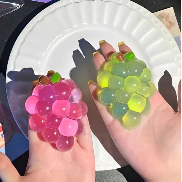Squishy Fruit Grapes Fidget Toy Squeeze Stress Relief Hand Toy Anti-Anxiety Fruit Stretchy Slow Rising Creative Sensory Toy C260514