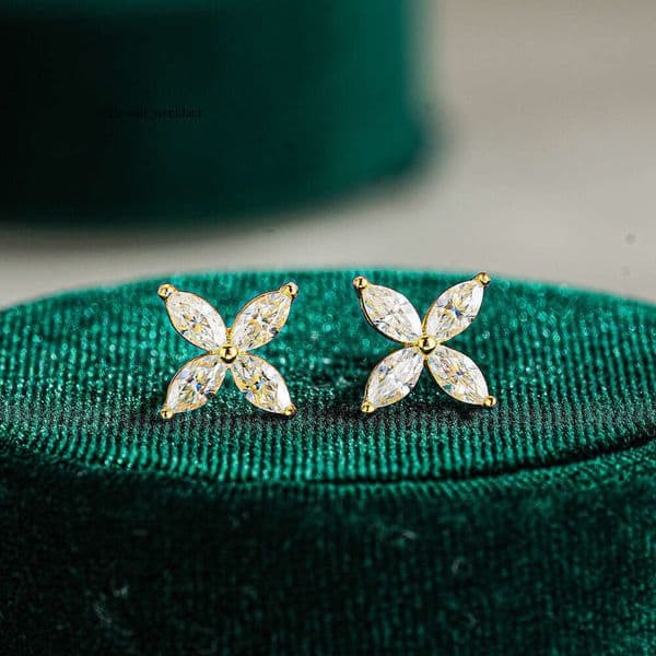 2026 New Model 925 Silver Inlaid With Marquise Cut Moissanite Clover Flower Shaped Unisex Earrings For Jewelry Market