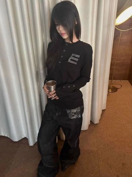 Aesthetic Vintage Black Long Sleeve T-shirts Women High Street Girl Print O-neck Tees Female Y2k Gothic Thin Slim Clothing 260513