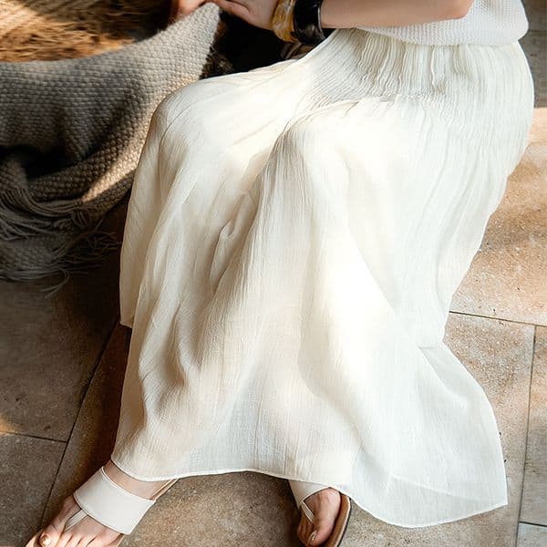Heavy-duty pleated Tencel ramie holiday-style skirt-pants, high-end new summer 2026 fashion women's clothing