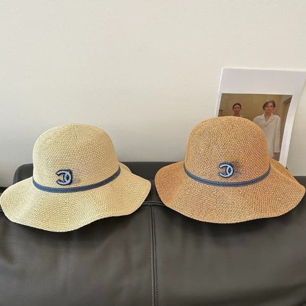 Designer Hat Women's Wide Brim Straw Sun Hat Beach Hat Spring Hat Embroidered Detail Dome Cap for Summer Beach Daily Wear