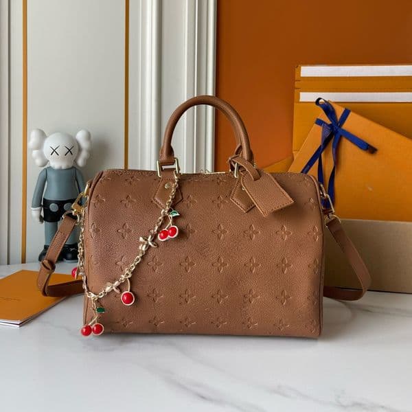 Designer Soft Pillow Crossbody Bag 25cm 30cm Women Bandouliere Shoulder Tote Men M24426 Boston Bag Fashion Wallet Purse Classic Handbag With Adjustable Strap 42