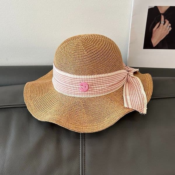 Adjustable Plaid Ribbon Straw Sun Hat Bucket Hat Designer Women Breathable Wide Brim Dome Cap for Women Spring Summer Vacation thumbnail 2