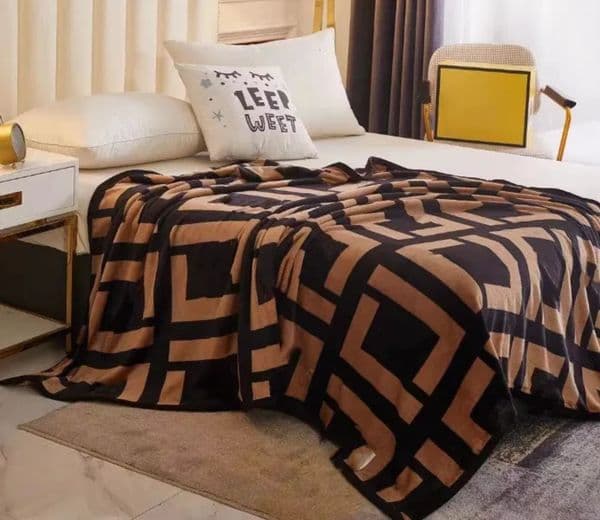 Luxury Designer Decor Quality Sable Fur Fashion Brand Foreign Trade Thickened Flannel Nap Air Conditioning room Blanket Decoration For Home 17