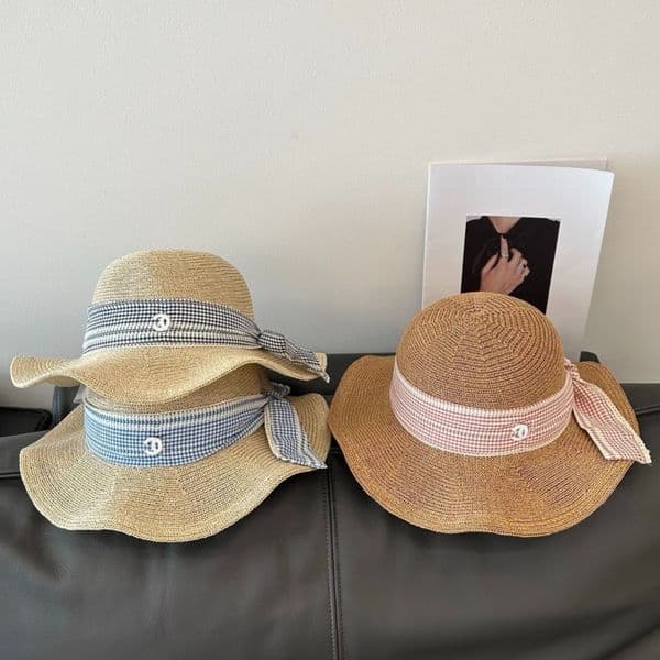 Designer Straw Hat Women's Plaid Bow Wide Brim Straw Sun Hat Designer Hat Sun Hat UV Protection Dome Cap for Summer Beach Daily Wear