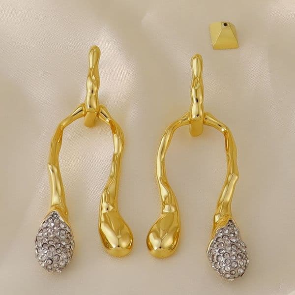 Trendy Charms Women Fashion Earrings Yellow Gold Plated Bling CZ Waterdrop Earrings for Girls Women for Party Wedding Nice Gift