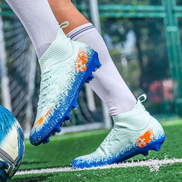 Men Football Boots Non-Slip High-quality Soccer Shoes Grass Cleats High-top Futsal Sneakers Match for Training Competition 26Y0515