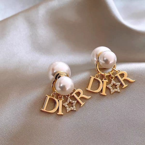 Designer luxury fashion earrings Stud gold D brand Elegant Letter Pendant Pearl Design double side versatile wear Chinese