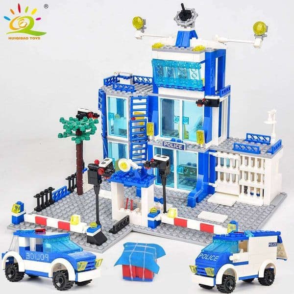HUIQIBAO 750PCS City Police Station Trucks Car Building Blocks with 10 Policeman Model Bricks Construction Toy for Children Gift