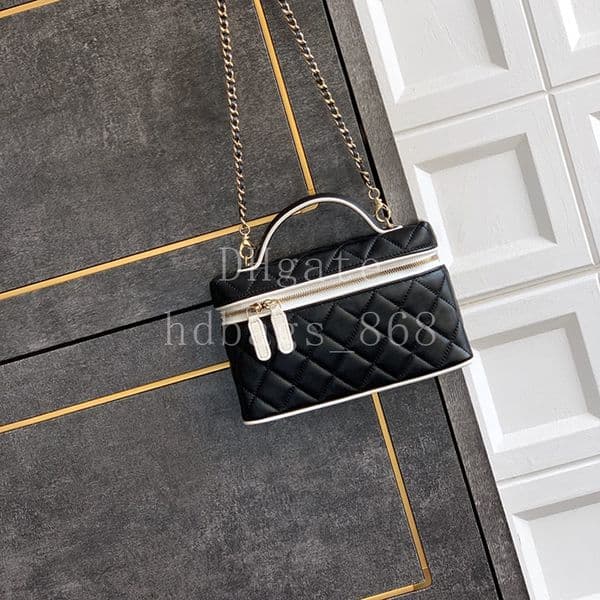 Master quality Designer Shoulder Bag Clutch With Chain Luxury Lambskin Vanity Case Crossbody Bags 19cm With Box C350H