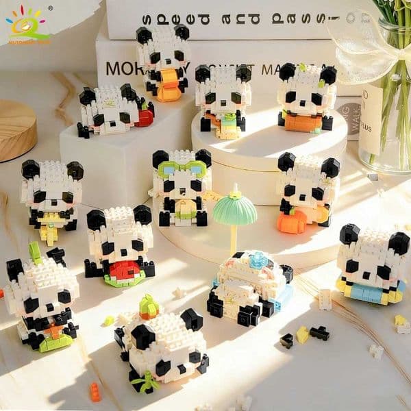HUIQIBAO Mini Cute Panda Micro Building Blocks 3D Diamond Model Animal Bricks DIY City Construction Toys for Children Kids Gift Z260515