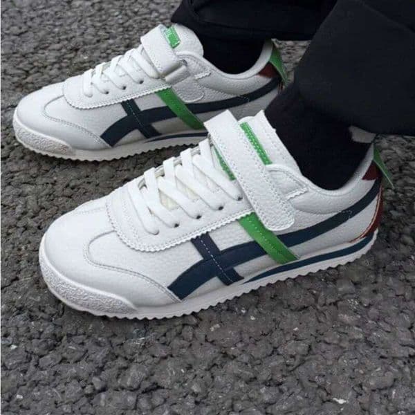 Boys' 2026 Spring Autumn New Soft Bottom Versatile Children's Sports Casual Board Girls' Moral Training Shoes J260514